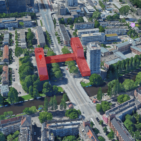 Constructieve sloop midden op de Zuidas Amsterdam